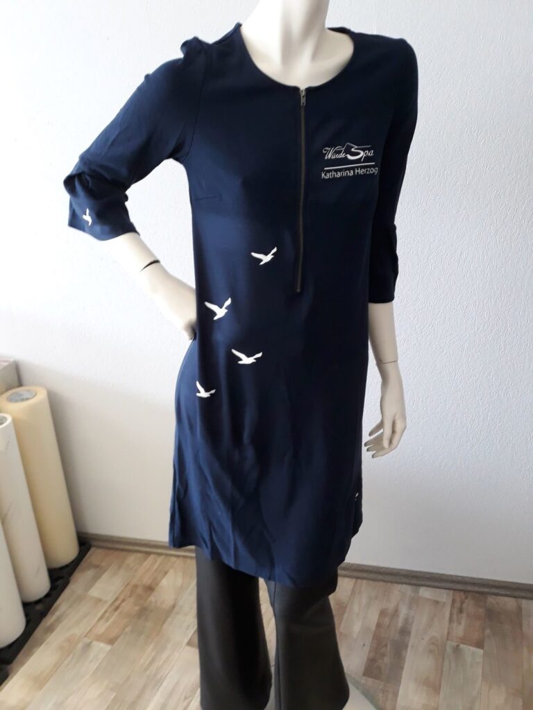 Kleidung-bedrucken2-rotated.jpg